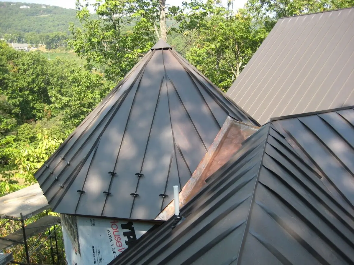 Professional Shingle Replacement & Repair by Craftsman Roofing in Spring Creek